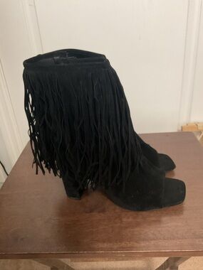 Fringed Suede Ankle Boots - Black